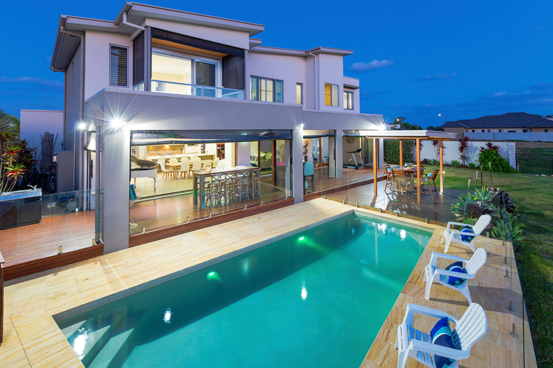 Swimming Pools as part of Property Purchase – What do the Parties need to Provide?