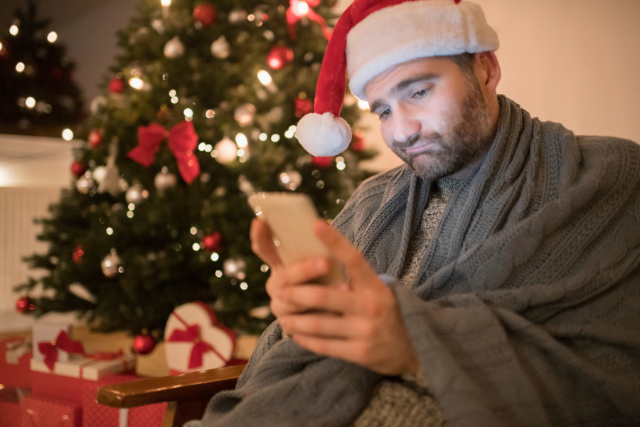 Waiting for a Visa During the Christmas Shutdown: What to Expect